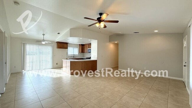 Photo - 17373 Capri St