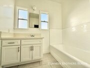 Photo - 5447 1/2 Harold Way Unit 8