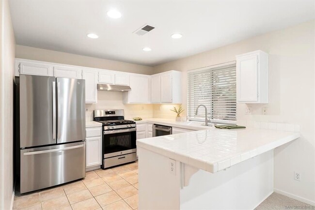 Photo - 1304 Thunder Springs Dr House