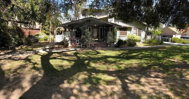 Photo - 1264 N Hudson Ave House Unit 1264