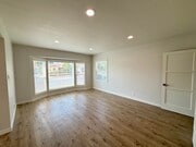 Photo - Beautifully Remodeled 3 Bedroom Home in Ci...