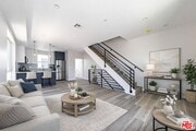 Photo - 6702 Balboa Blvd Unit 1