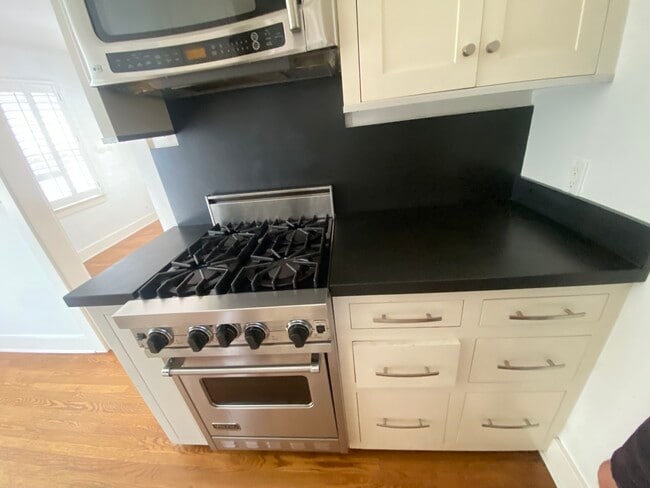 Photo - 2958 Exposition Blvd Unit #1