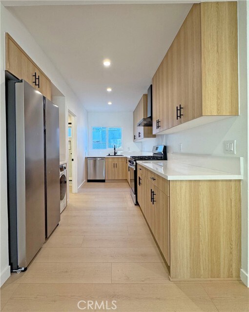 Photo - 800 Rosemont Ave