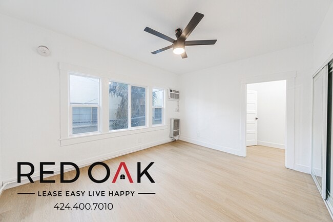 Photo - 816 S Park View St Unit 104