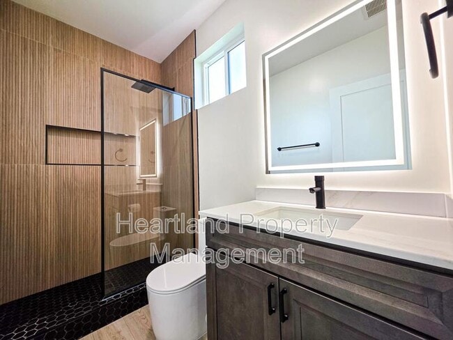 Photo - 3350 Lockwood Dr Unit #02
