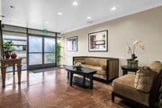 Photo - Gorgeous Studio in La Jolla Village! Avail... Condo