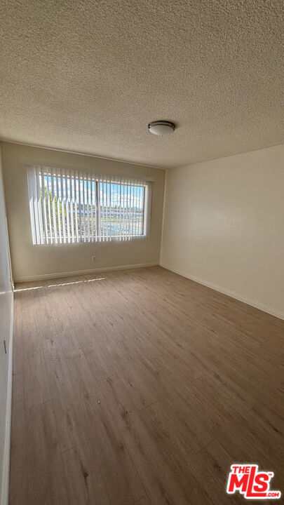 Photo - 10200 De Soto Ave Unit 327