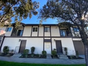 Photo - 606 S Everett St Apartments Unit B