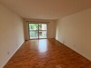 Photo - 2 Bed, 1 Bath Upstairs Condo with Private ...