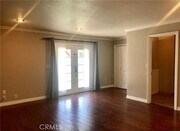 Photo - 1049 Evergreen Ct