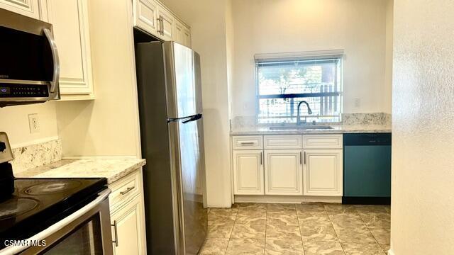 Photo - 688 Indian Oak Ln