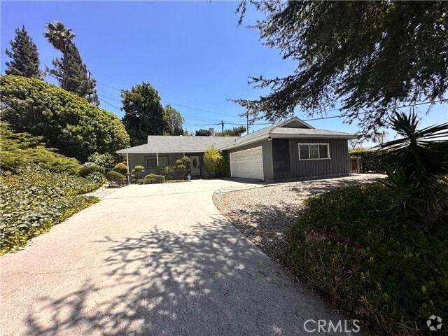 Building Photo - 1136 Crest Vista Dr Rental