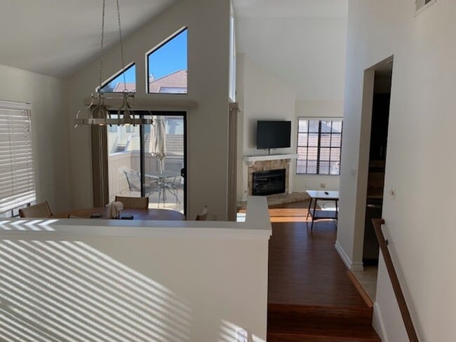 Photo - 407 Shoreview Dr Unit 1