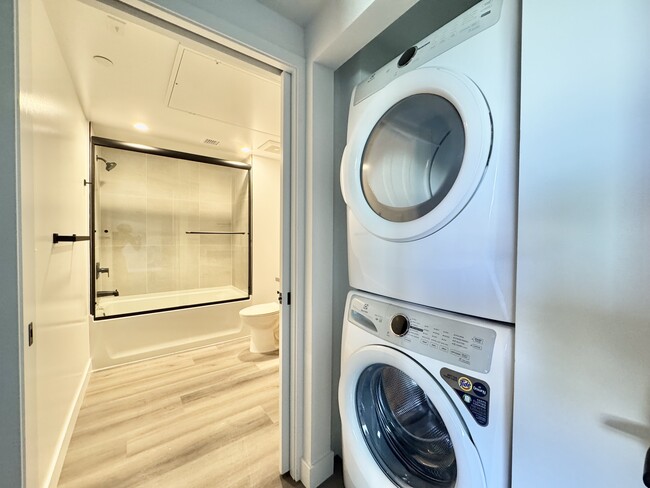 Photo - 10806 Blix St Unit 401