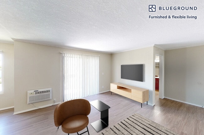 Photo - 22700 Lake Forest Dr Unit FL2-ID5026A