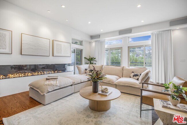 Photo - 8507 Franklin Ave