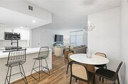 Photo - 425 W Beech St Townhome