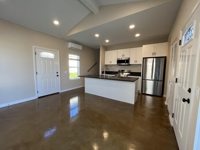 Photo - 4471 56th St