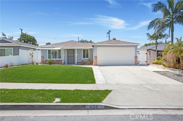 Photo - 634 Willow Dr House