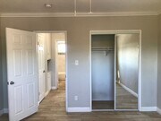 Photo - RUNNYMEDE Unit 0003