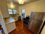 Kitchen - 2343 Earl St Unit 2343 Earl