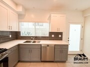 Photo - 1541 Franklin St Apartment Unit 4