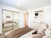 2 bed 2 bath room 2 - 301 N Alvarado St