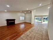 Photo - 18562 Stare St