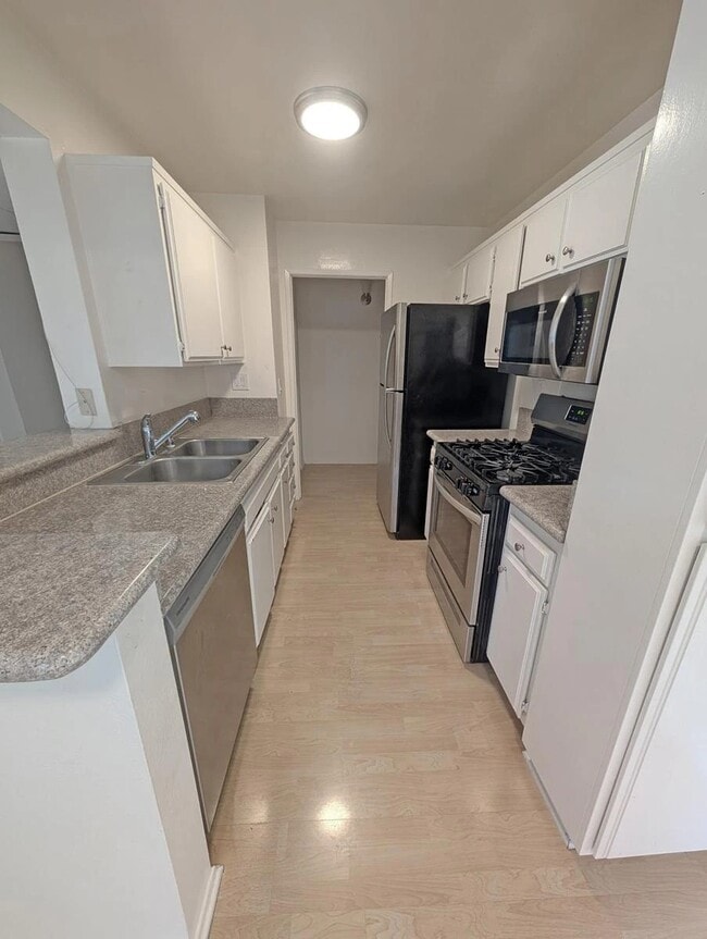 Photo - 4303 Cedros Ave Apartment Unit 101