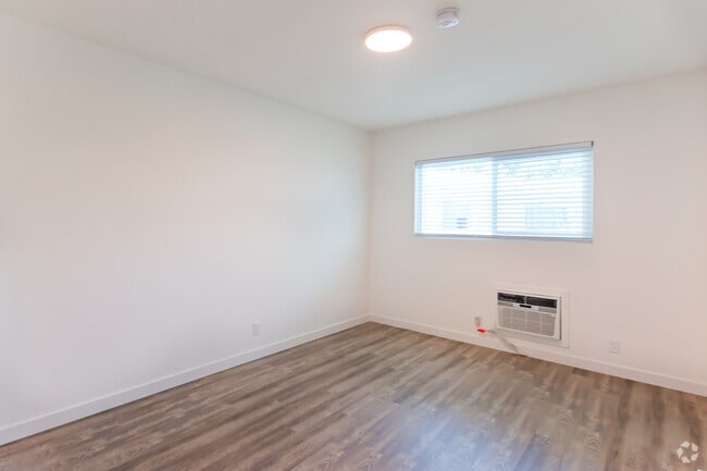 1BR,1BA- Bedroom - Sherman Apartments