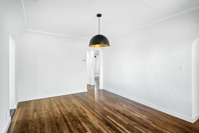 Photo - 1516 S Crest Dr