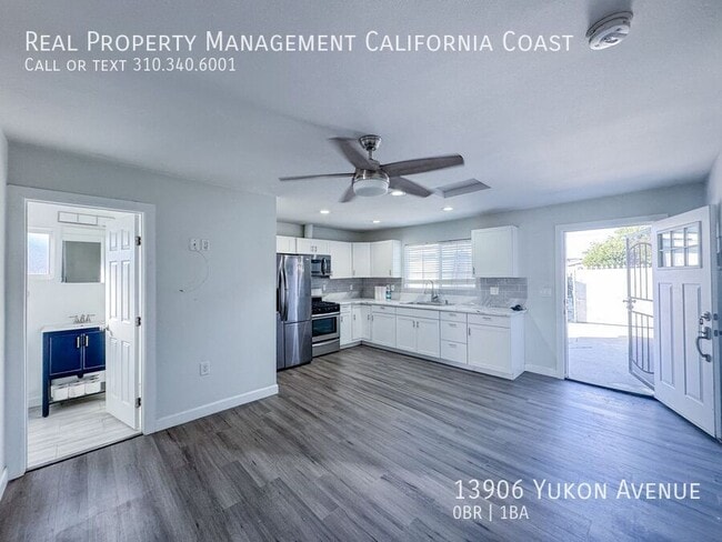 Photo - 13906 Yukon Ave