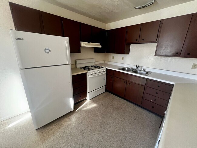 Photo - 73796 Cactus Dr Unit B