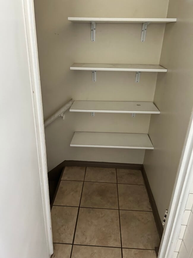 Photo - 132 1/2 N Orlando Ave