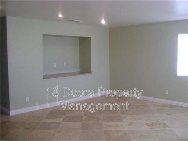 Photo - 5155 Tipton St