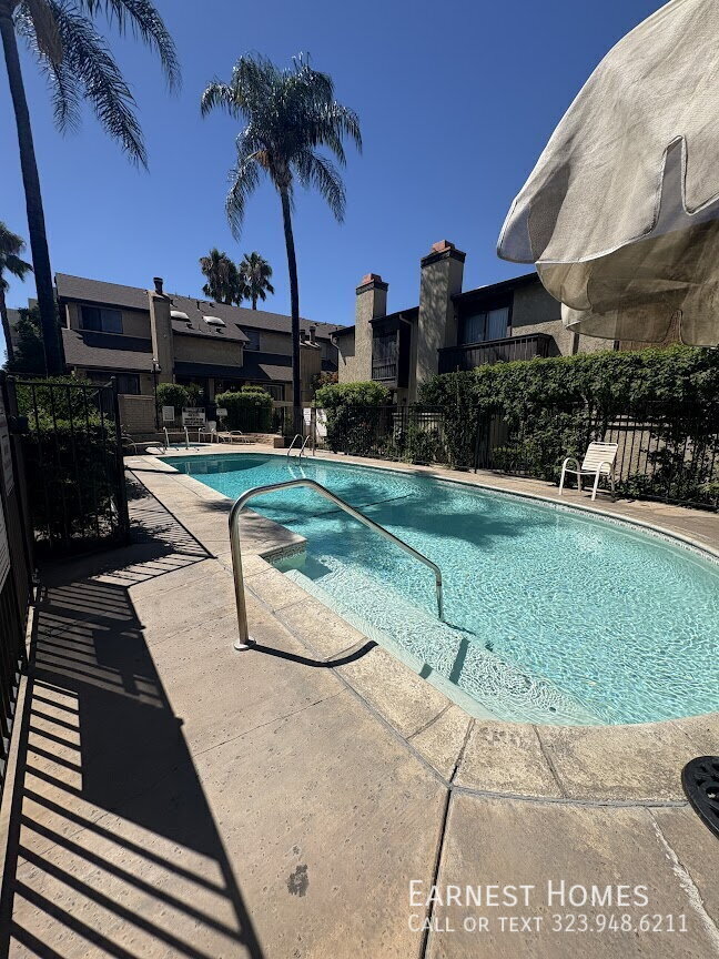 Photo - 9625 Sylmar Ave Condo Unit 20