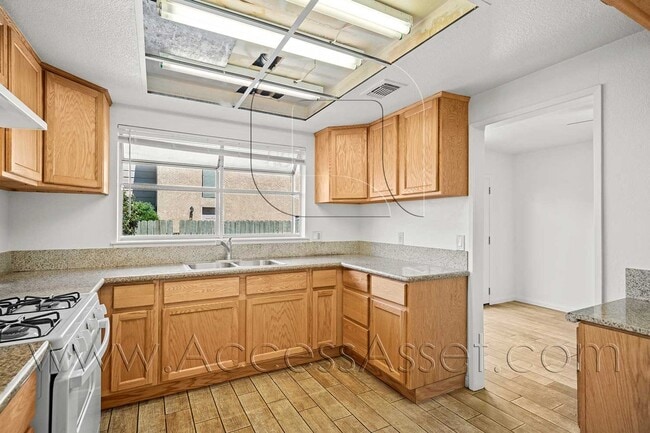 Photo - Two-Story Condo with Private Yard in Lake Elsinore