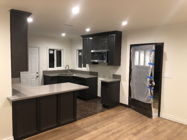 Building Photo - 4436 W 64th St Rental