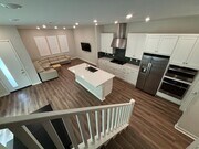 Photo - 3 Bedroom Home for Rent in Valencia!