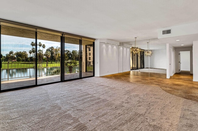 Photo - 910 Island Dr Unit 211