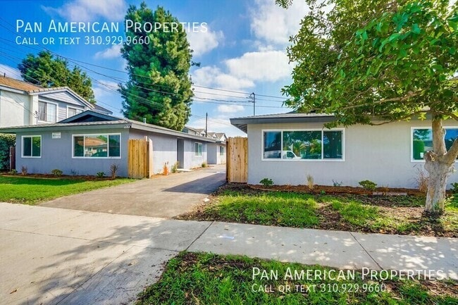 Building Photo - 13842 3/4-13844 Arthur Ave