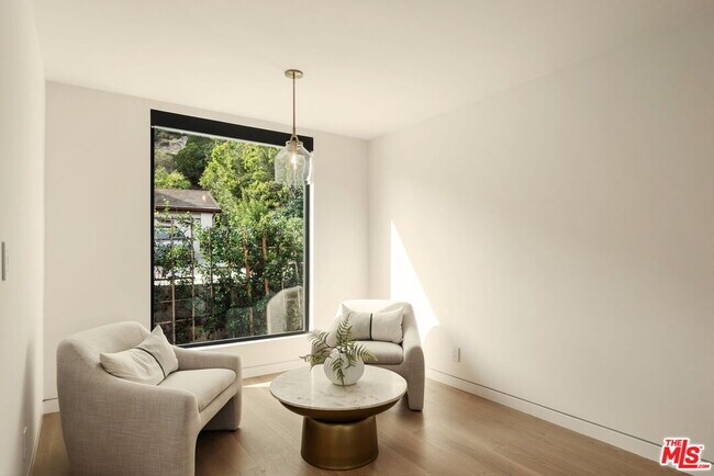 Photo - 2422 Apollo Dr