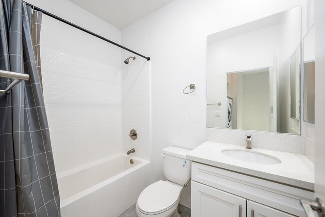 Photo - 2201-2217 Bonita Ct Unit 2201-2 Bonita Ct