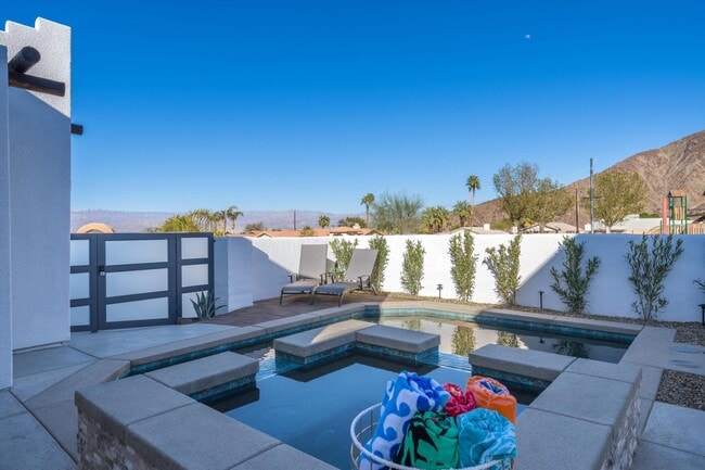 Photo - 53445 Eisenhower Dr