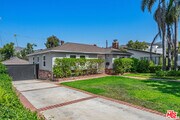 Photo - 769 Wildomar St House