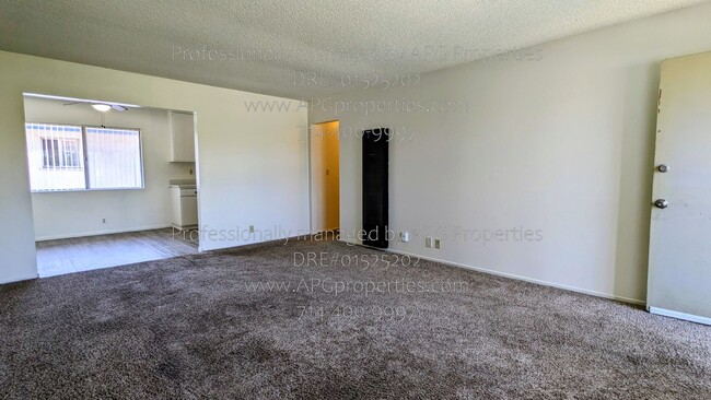 Photo - 1810 W Greenleaf Ave Unit 3