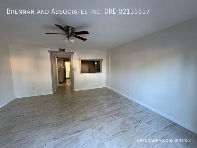 Photo - 450 Woodlawn Ave Unit Apt. C