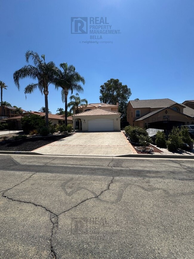 Photo - Waterfront Living in Canyon Lake!