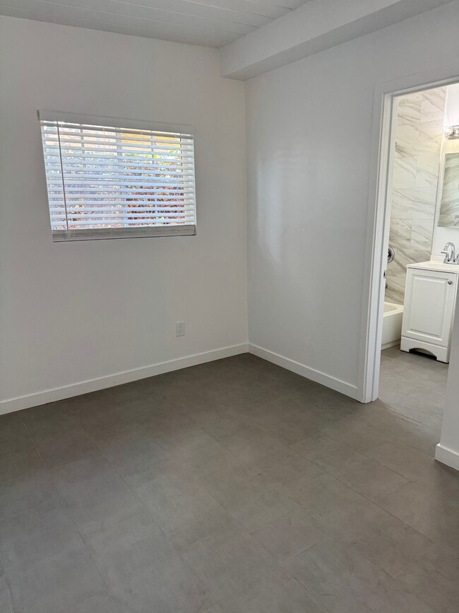 Photo - 3738 Acacia St